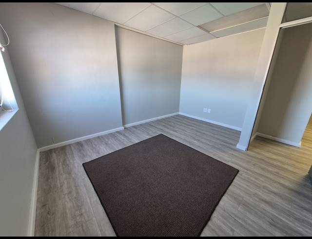 26M² OFFICE TO LET IN WYNBERG